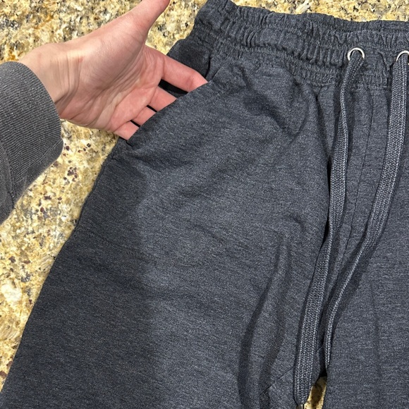 New York Laundry Women’s Charcoal Athletic Shorts - Picture 3 of 3